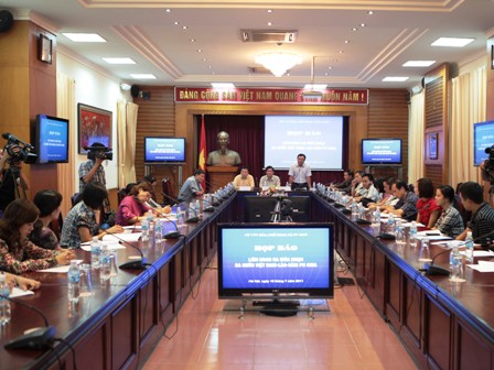 12 artistic troupes to participate in Vietnam-Laos-Cambodia Song and Dance Festival